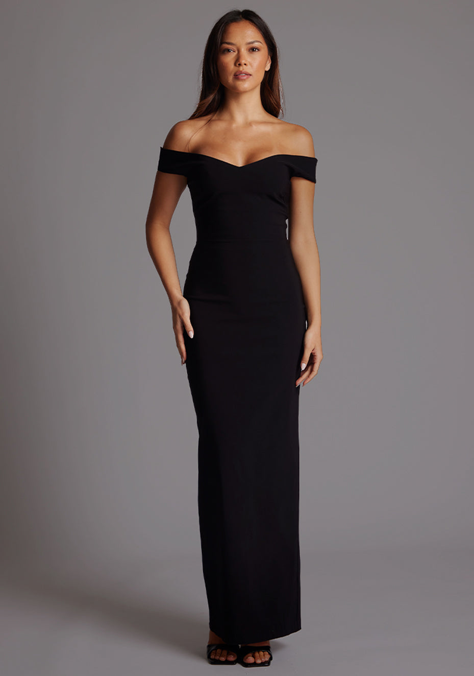Holland | Sweetheart Neckline Off The Shoulder Black Maxi Dress
